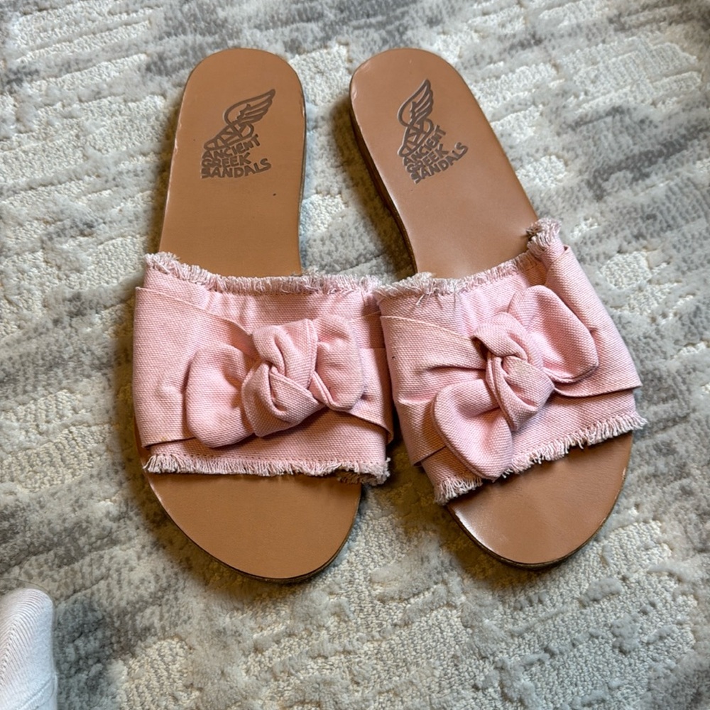 Ancient Greek sandals